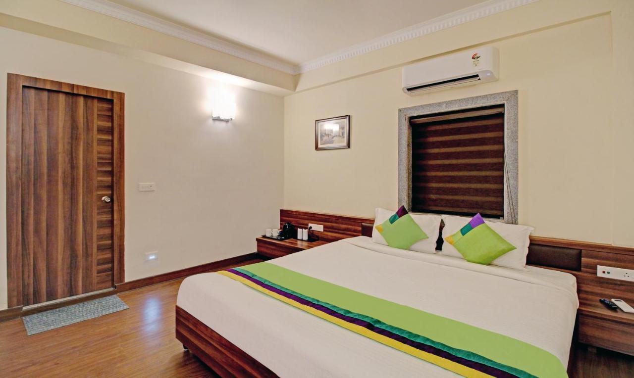 Treebo Asl Prime, Near Ballygunge Railway Station Kolkata Bagian luar foto