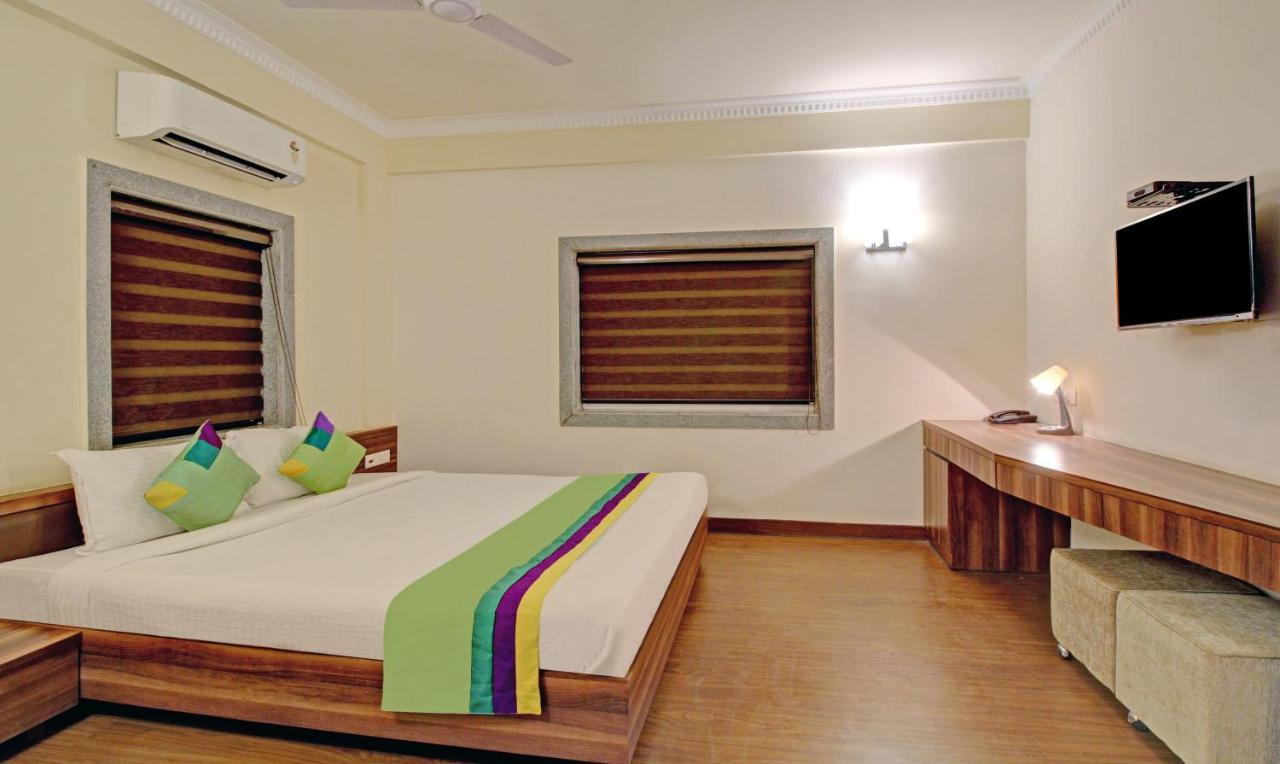Treebo Asl Prime, Near Ballygunge Railway Station Kolkata Bagian luar foto