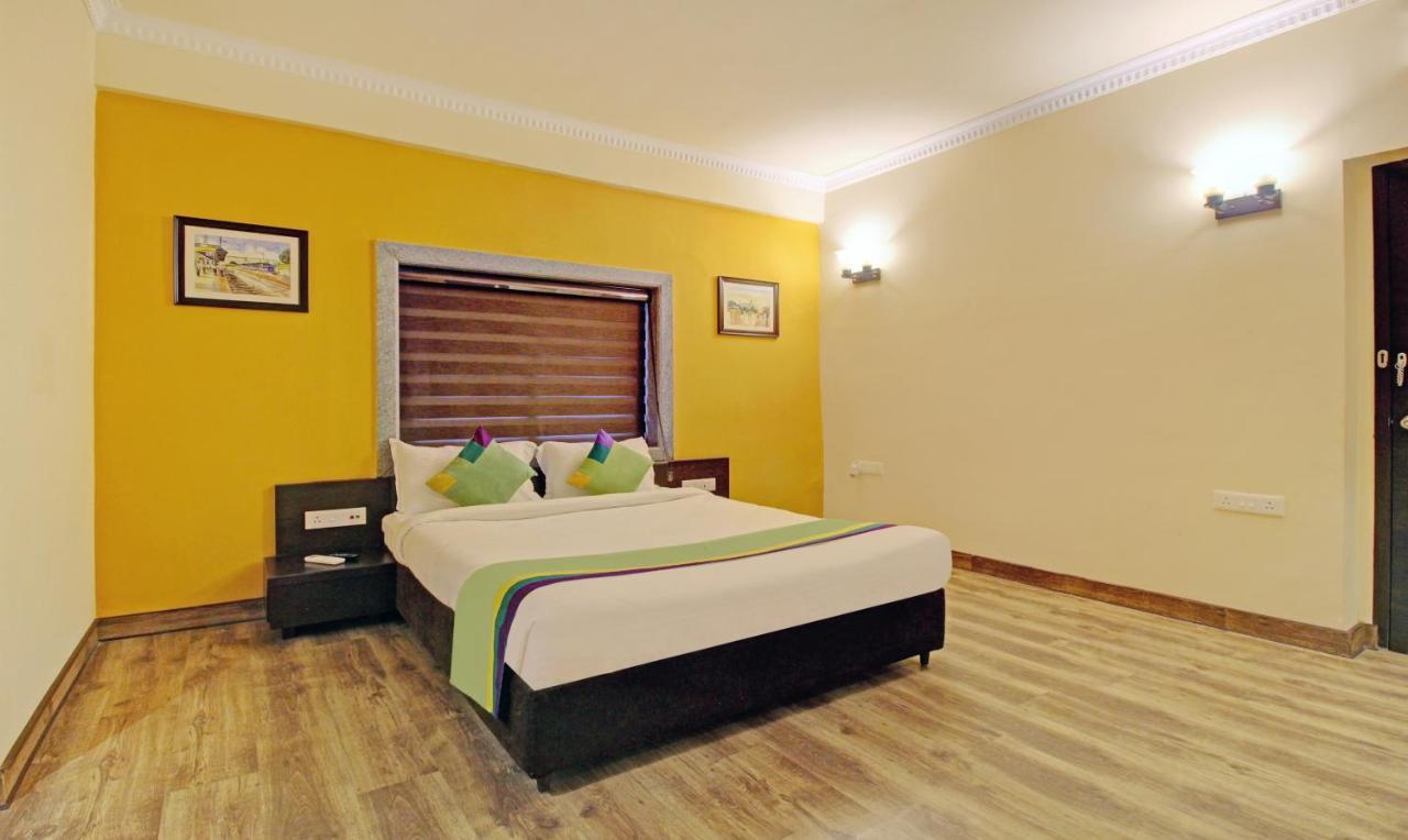 Treebo Asl Prime, Near Ballygunge Railway Station Kolkata Bagian luar foto
